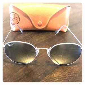 Ray-Ban round flash sunglasses